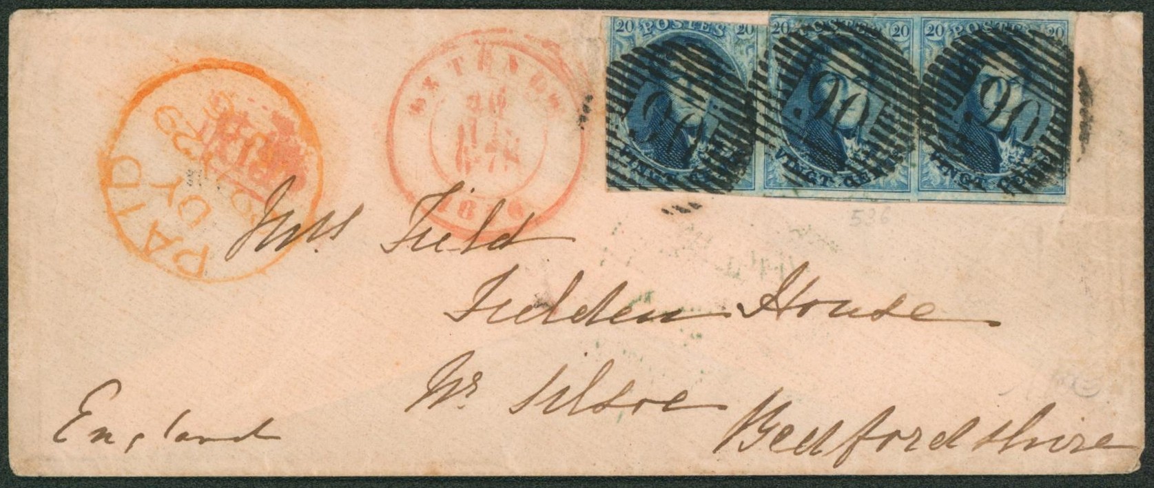 n°7 en bande de 3 (coup de ciseau sur le premier timbre de la bande) obl P90 çàd Ostende > Bedfordshire (Angleterre) + Cachet au verso "Ampthill". Marque de taxe anglaise superposée avec la griffe PD"