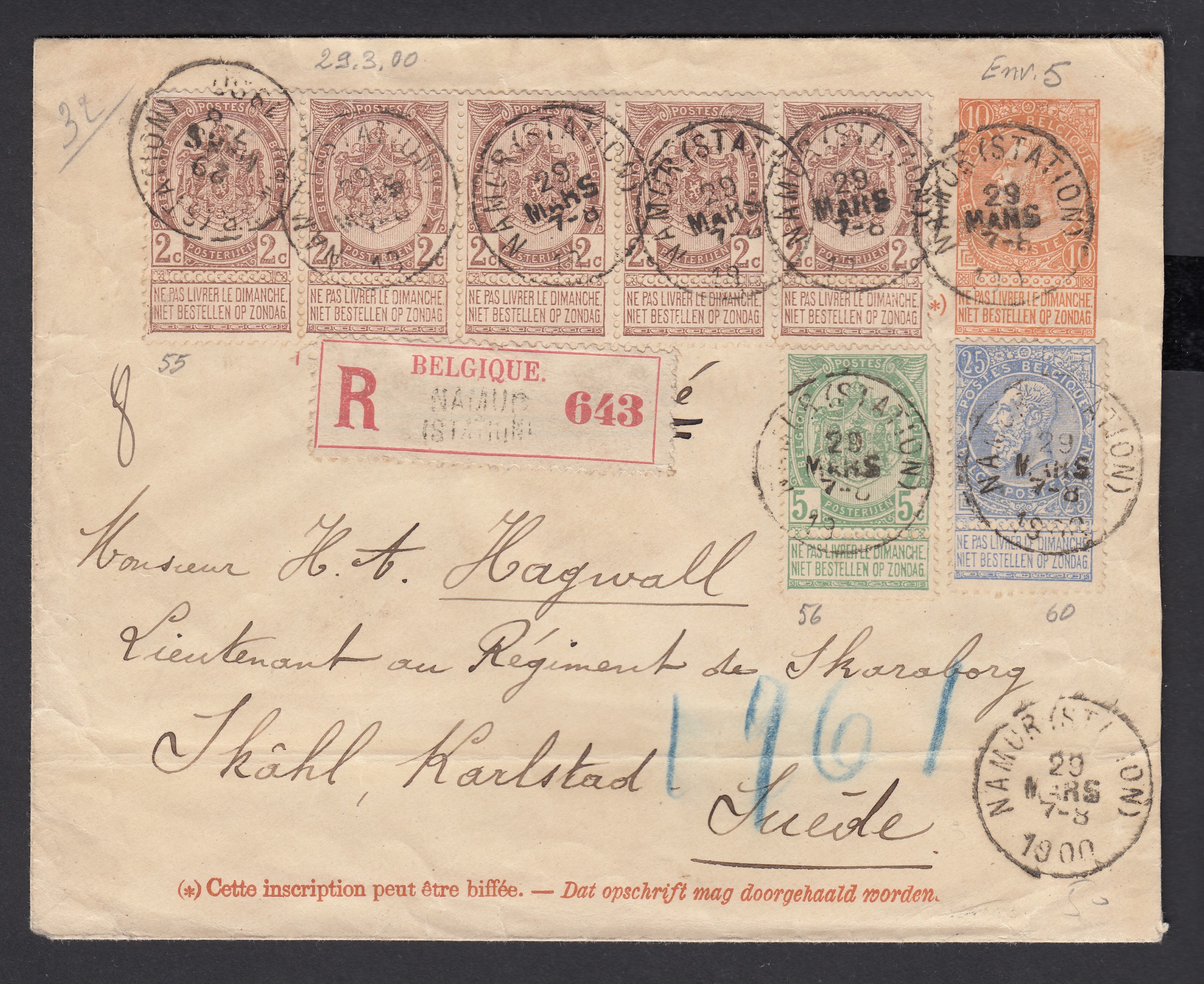 n°55 en bande de 5 +56 +60 sur Ep10c type « Fine Barbe -Tp 57 » expédié en recommandé de Namur (Station) le 20 mars 1900 vers la Suède. Cachet de passage à Liège (Guillemins) au verso.