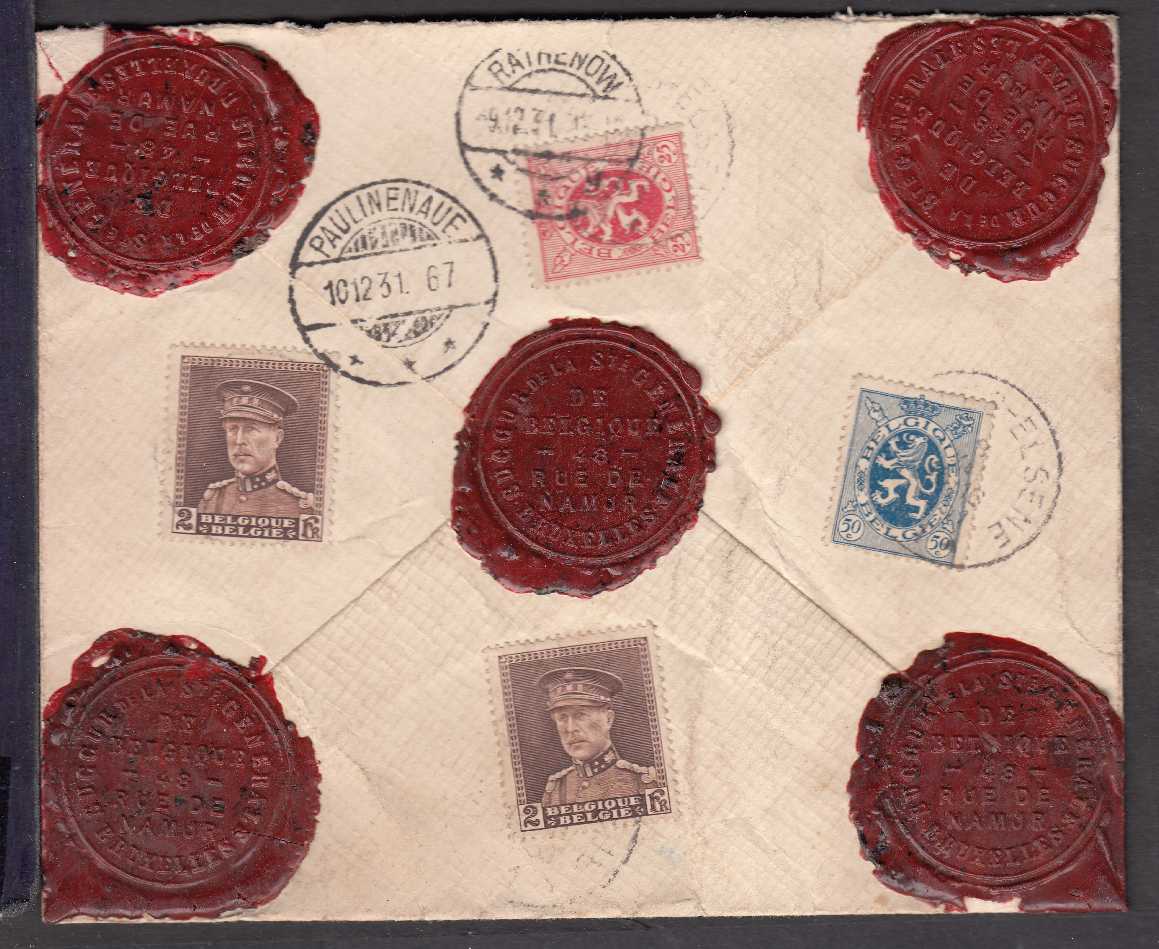 n°282 +285 +321 x2 sur lettre en valeur assurée pour la somme de 300Frs d'Ixelles-Elsene le 8.XII.1931 vers Paulinenauf en Allemagne. Cachet d'arrivée au verso.