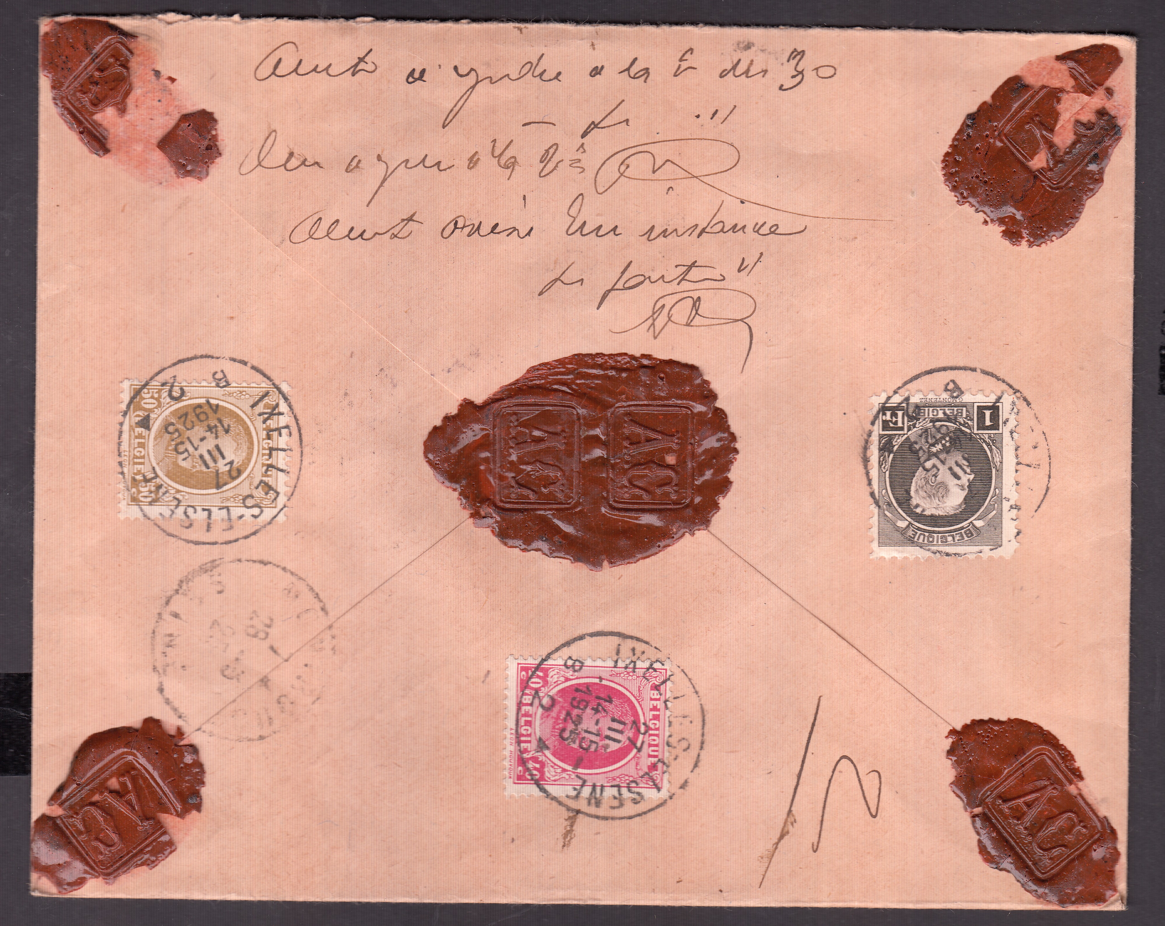 202 +203 +214 au verso de la lettre en valeur assurée (400Frs) d'Ixelles-Elsene le 27.III.1925 vers Montrouge, France. Càd au verso.